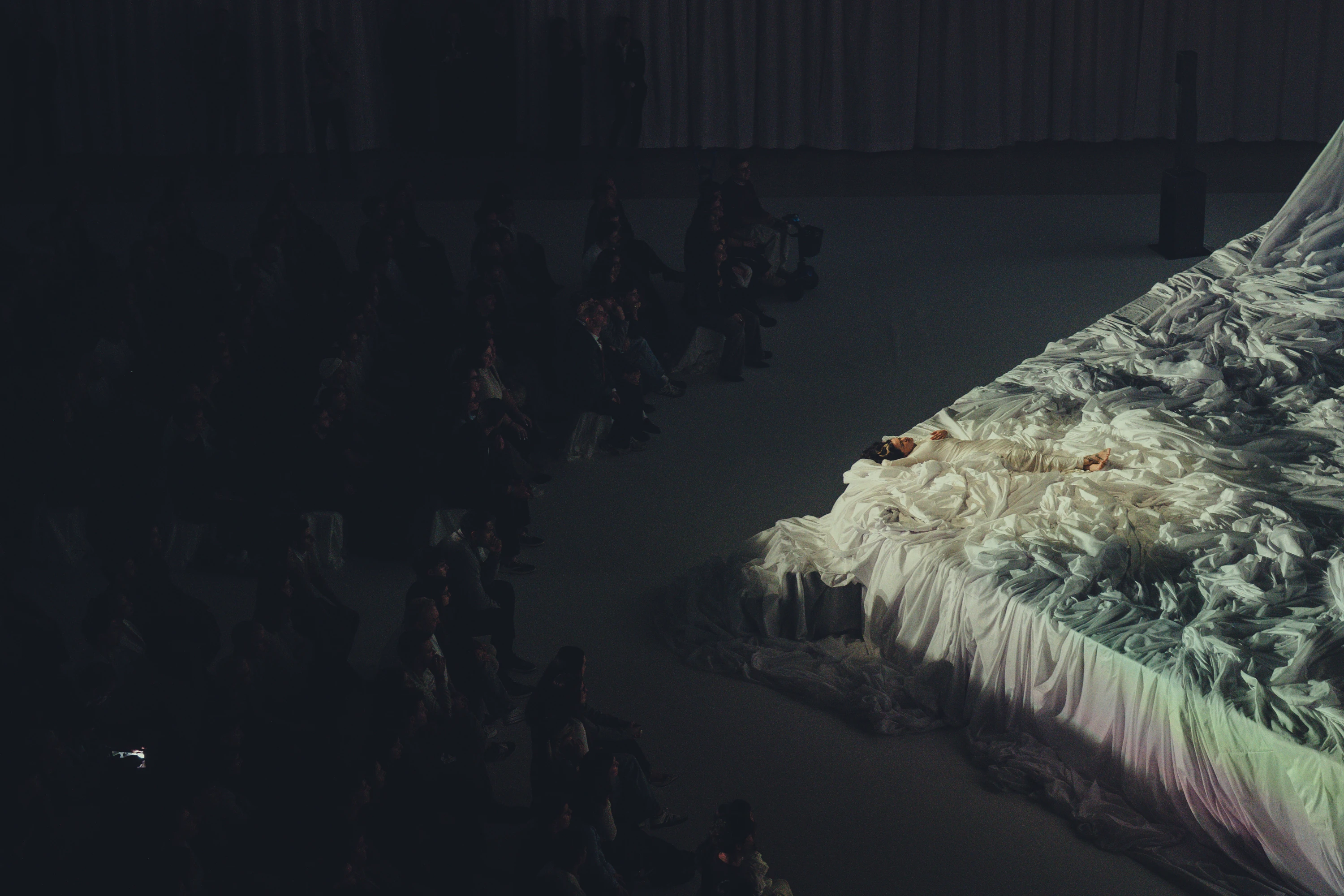 Rosal&iacute;a listening party, Barcelona 