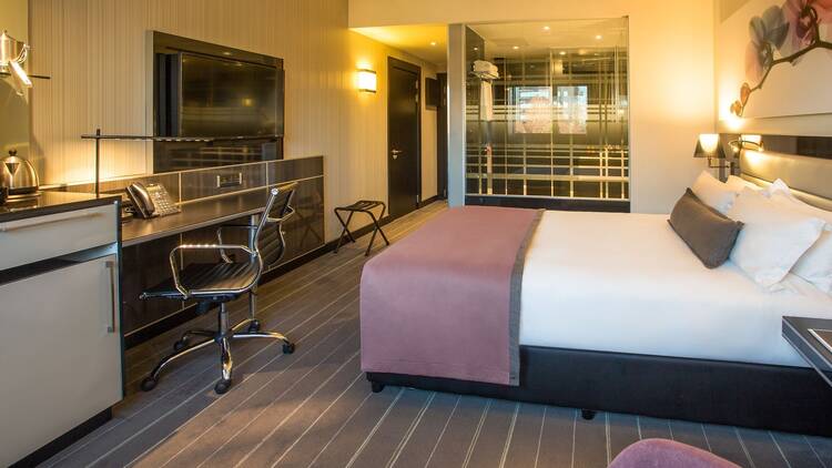 The Luxury Queen room at The Maslow Sandton The Luxury Queen room at The Maslow Sandton