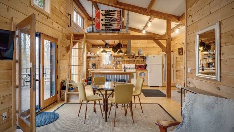 Cabin with a sauna in Harbor Springs Cabin with a sauna in Harbor Springs