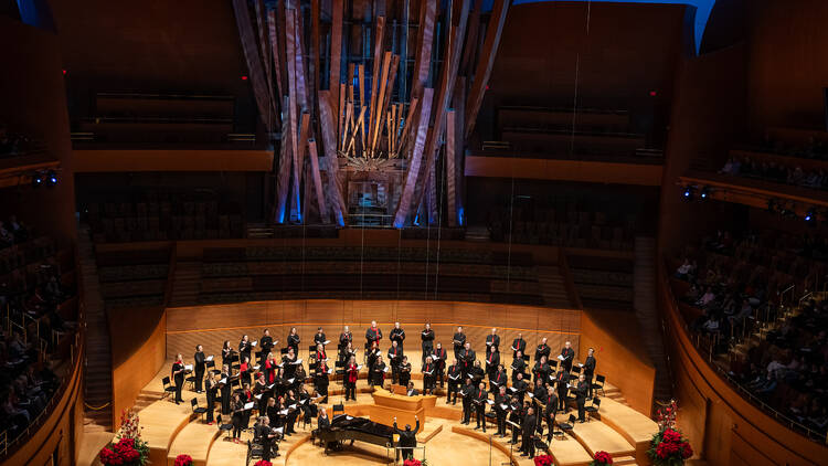 The Los Angeles Master Chorale conducted by Grant Gershon.