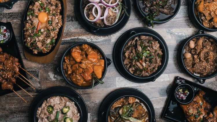 The Kamayan The Kamayan