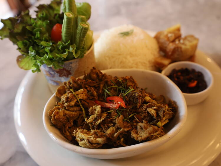 Where to eat and drink Where to eat and drink