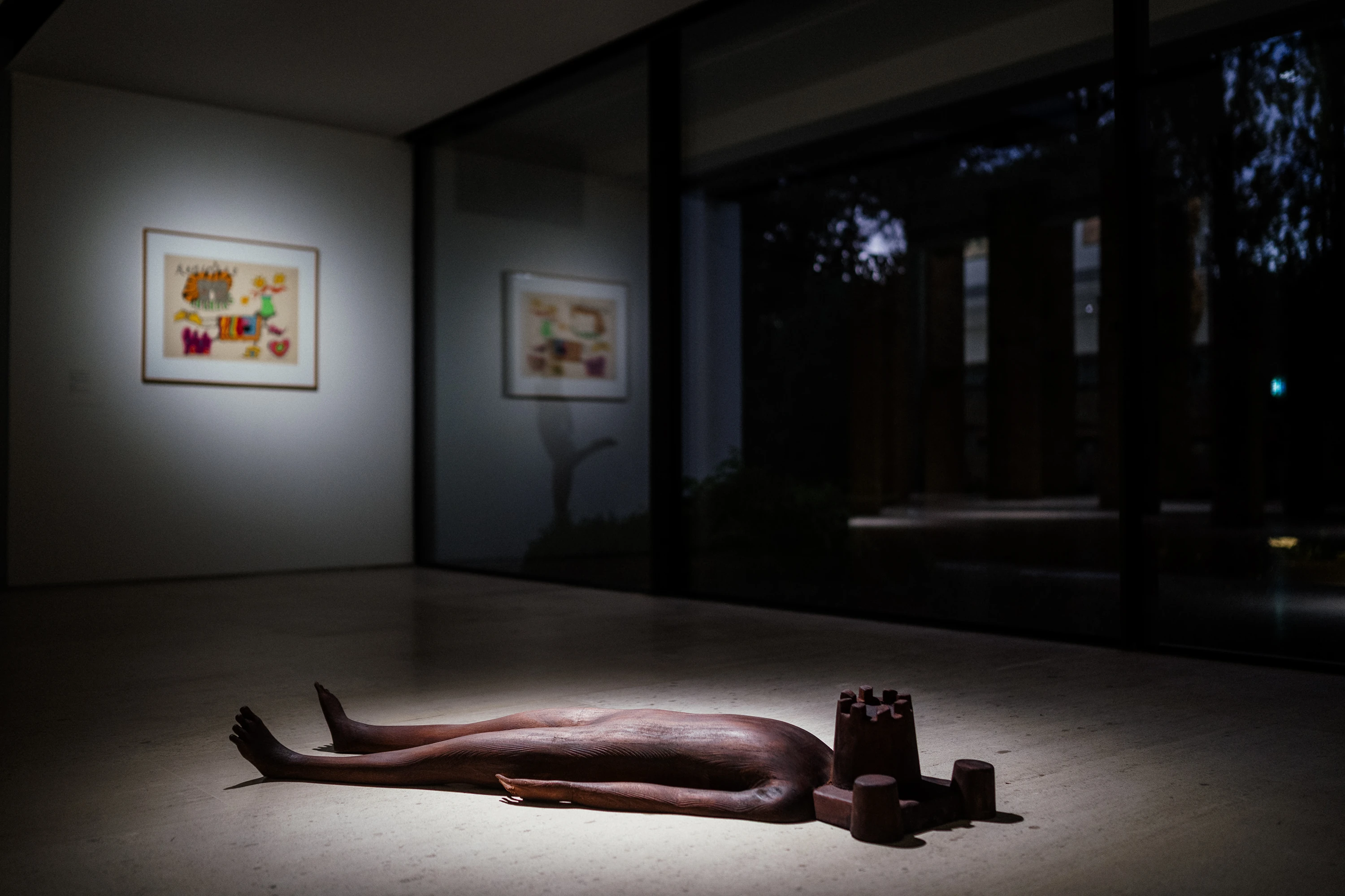 "Habitar a Contradi&ccedil;&atilde;o", Carlos Bunga, CAM Gulbenkian