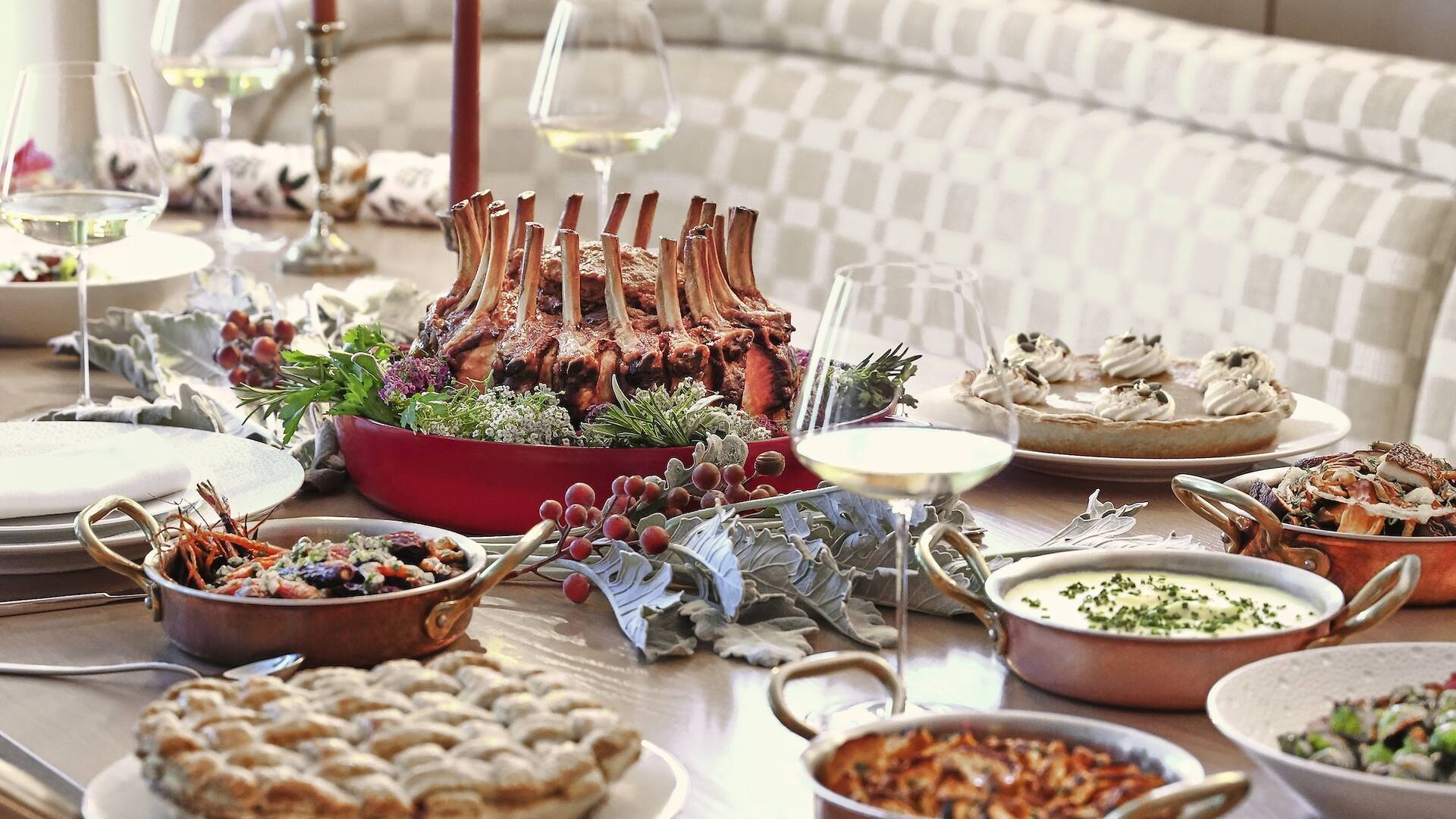 Where to Eat Thanksgiving Dinner in NYC - 2025 Holiday Season