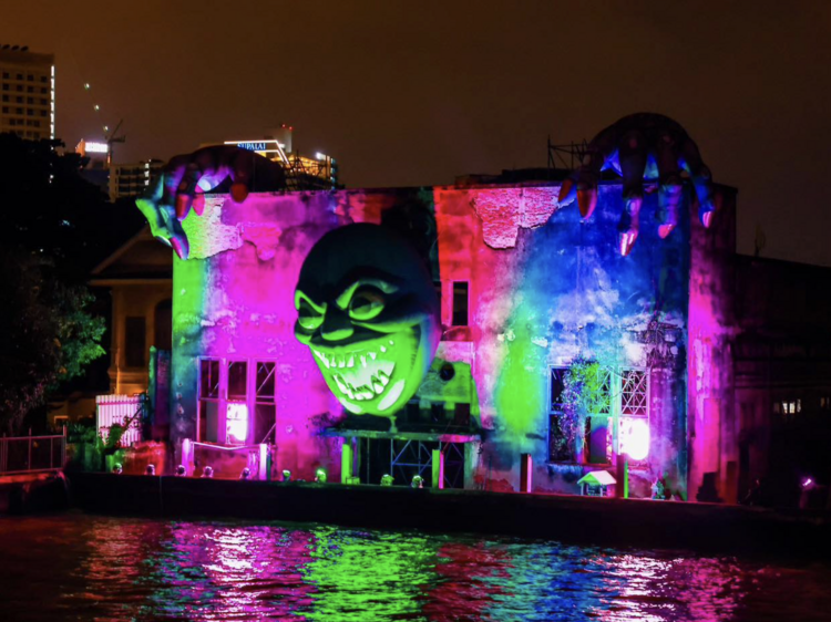 ตึกร้าง (ซอยล้ง 1919)