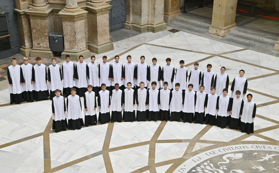 Sagrada Fam&iacute;lia, escolania de montserrat