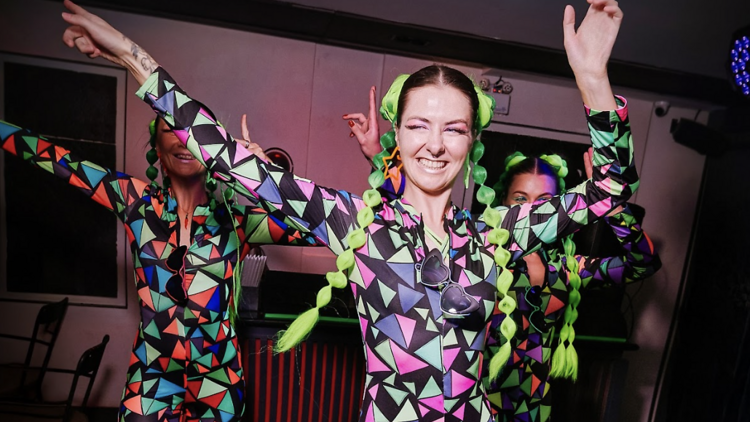 Fall down Oskar Bistro's rabbit hole with neon cocktails and off-kilter beats Fall down Oskar Bistro's rabbit hole with neon cocktails and off-kilter beats