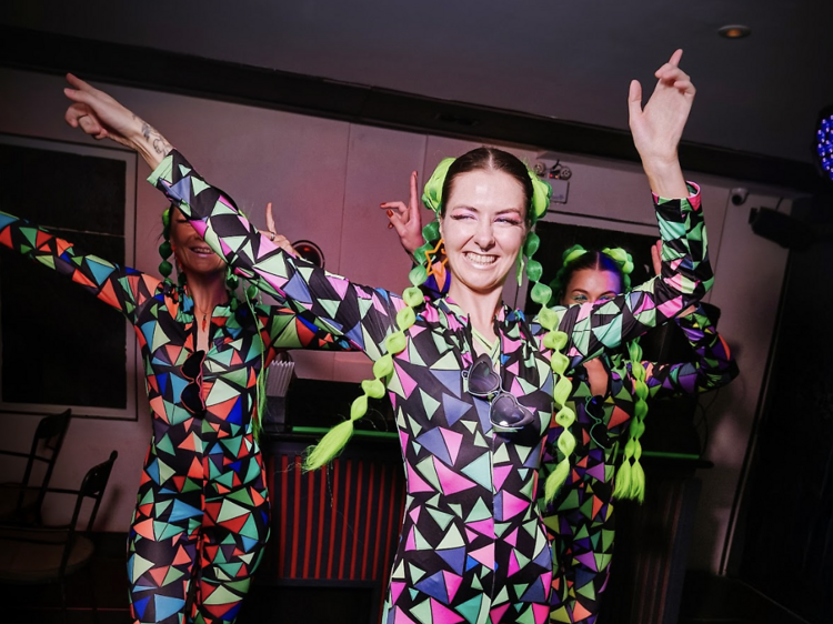 Fall down Oskar Bistro's rabbit hole with neon cocktails and off-kilter beats Fall down Oskar Bistro's rabbit hole with neon cocktails and off-kilter beats