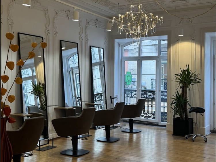 Leve o cabelo ao spa – e relaxe ao som de músicas originais de Rodrigo Leão Leve o cabelo ao spa – e relaxe ao som de músicas originais de Rodrigo Leão