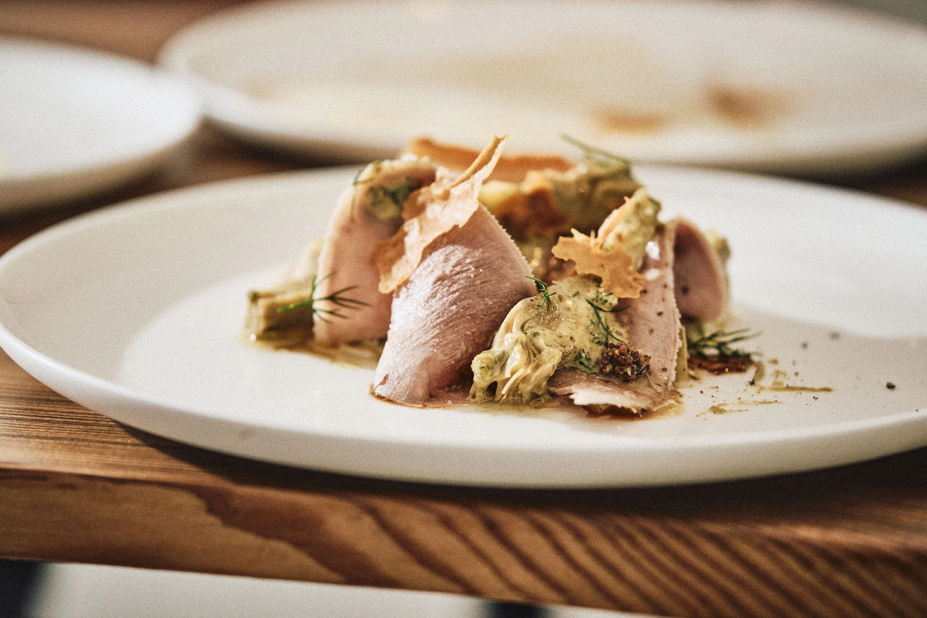 Alcachofa con lengua y *gribiche*, restaurante Almarge.
