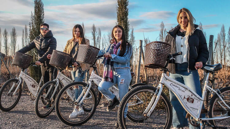 Wine and Ride – Vino, bici y aventura al sol Wine and Ride – Vino, bici y aventura al sol