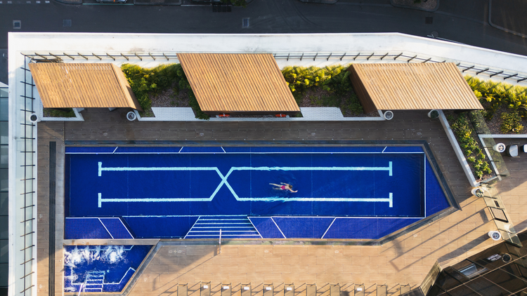 Vibe Hotel Docklands pool Vibe Hotel Docklands pool