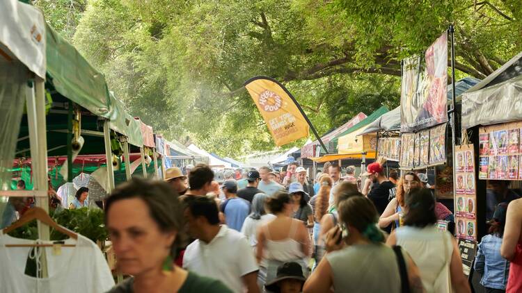 Explore the vibrant West End Markets Explore the vibrant West End Markets