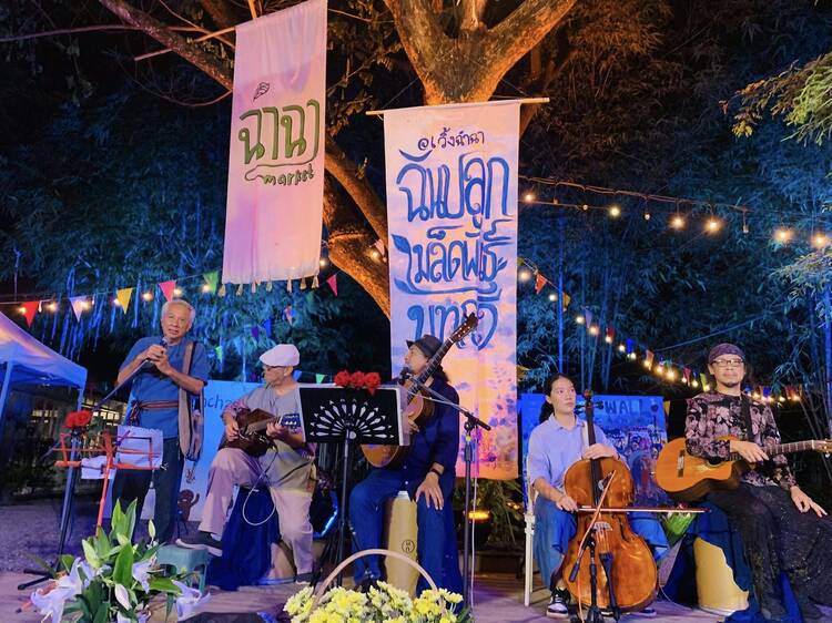 Get cosy under the chamchaa tree at Chiang Mai’s most heartwarming music night this month