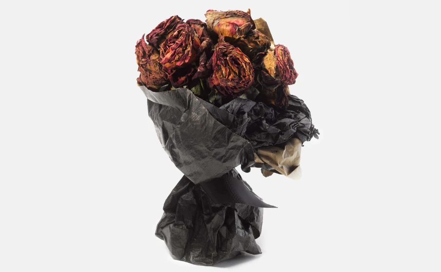 &laquo; Libert&eacute; &ndash; Objets &ndash; Fraternit&eacute; &raquo; s'expose &agrave; la station de m&eacute;tro R&eacute;publique