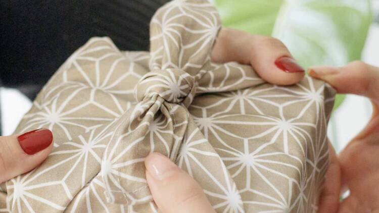 Furoshiki | Embrulhos Sustentáveis Para o Natal