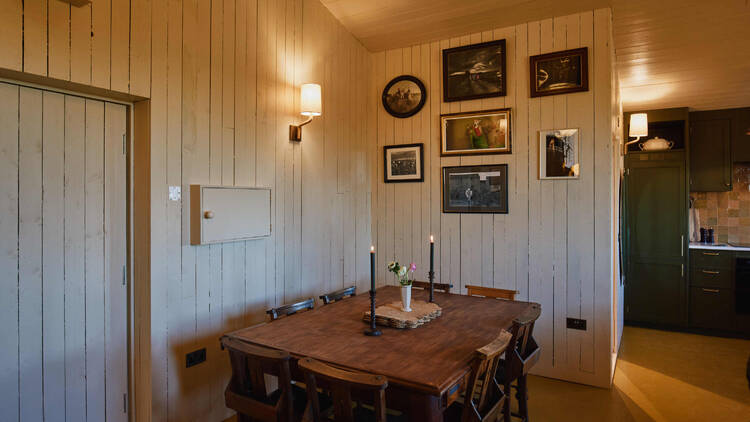 Indoor dining table at Pamella’s Place, Bonington Farm Indoor dining table at Pamella’s Place, Bonington Farm