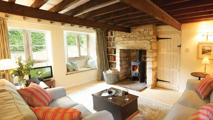 Jasmine Cottage, Cotswolds interior and living room