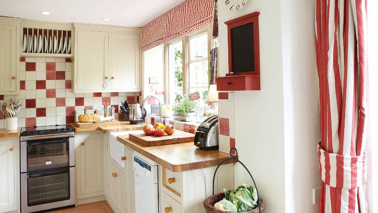 Jasmine Cottage, Cotswolds interior and kitchen