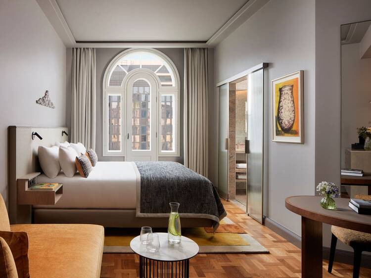 Nuku tarinoiden ympäröimänä Nuku tarinoiden ympäröimänä