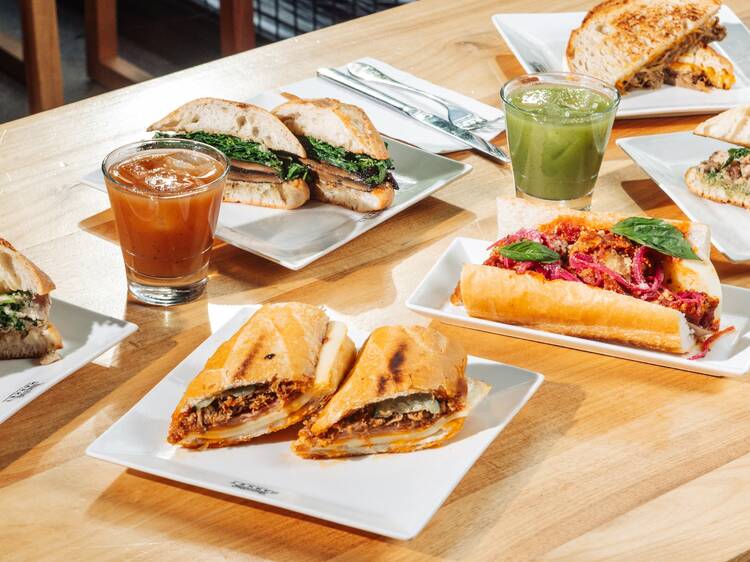 Craft & Carvery Craft & Carvery