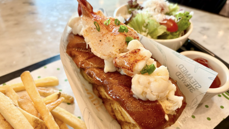 The Raw Bar Sukhumvit 26