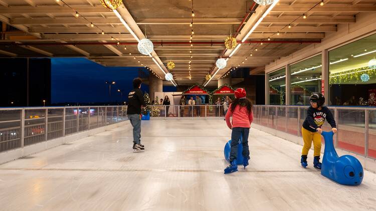 Pista de Gelo no Oeiras Parques