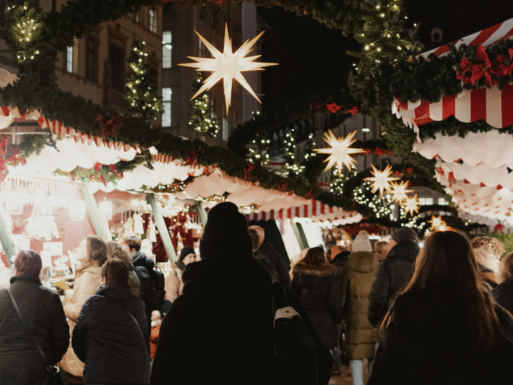O Natal em Vigo já começou. A cidade acende 12 milhões de luzes este sábado O Natal em Vigo já começou. A cidade acende 12 milhões de luzes este sábado