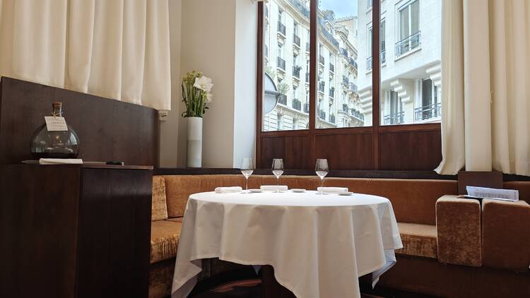 Dans le 16e, une table gastronomique raffinée, arrimée au terroir breton