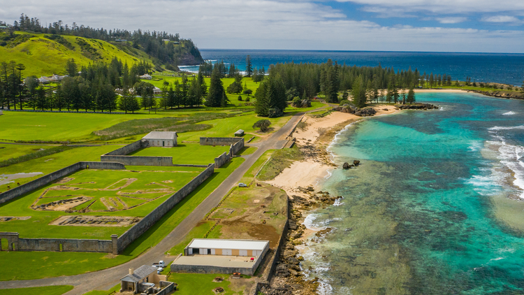 Explore the Kingston Historic Area