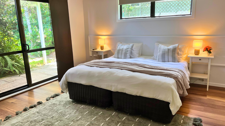 Seascape Norfolk Island Master bedroom