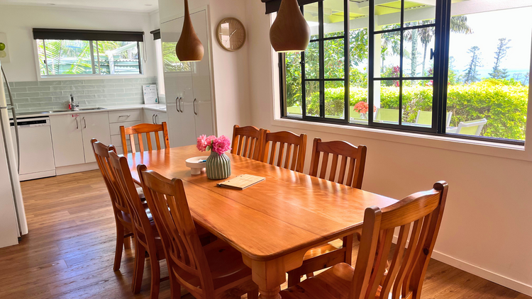 Seascape Norfolk Island Dining room with table set