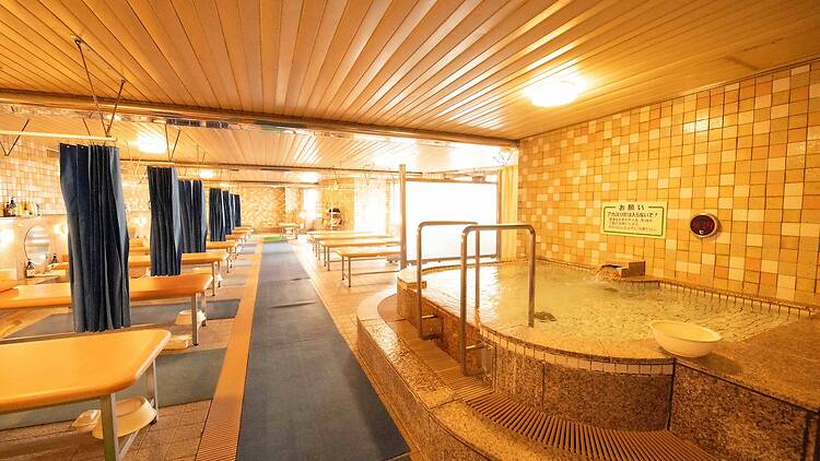 京橋グランシャトービル