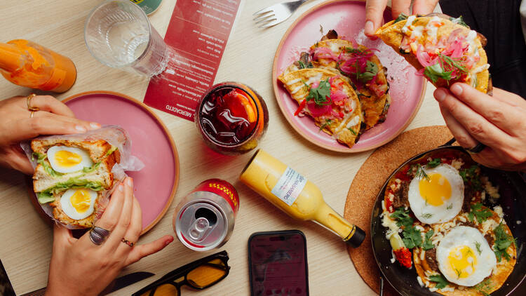 Barragán en Saavedra