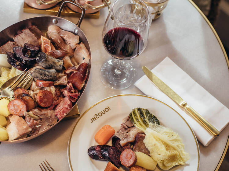 Domingo: JNcQUOI Avenida