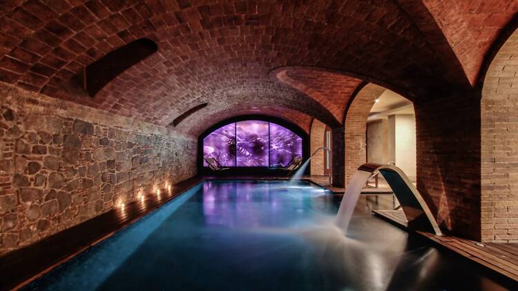 H1898 i l'antiga Compañía General de Tabacos de Filipinas