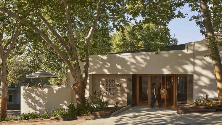 The Old Commodore Hotel The Old Commodore Hotel