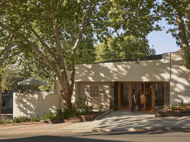 The Old Commodore Hotel The Old Commodore Hotel