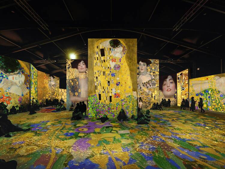Klimt Alive Osaka Exhibition