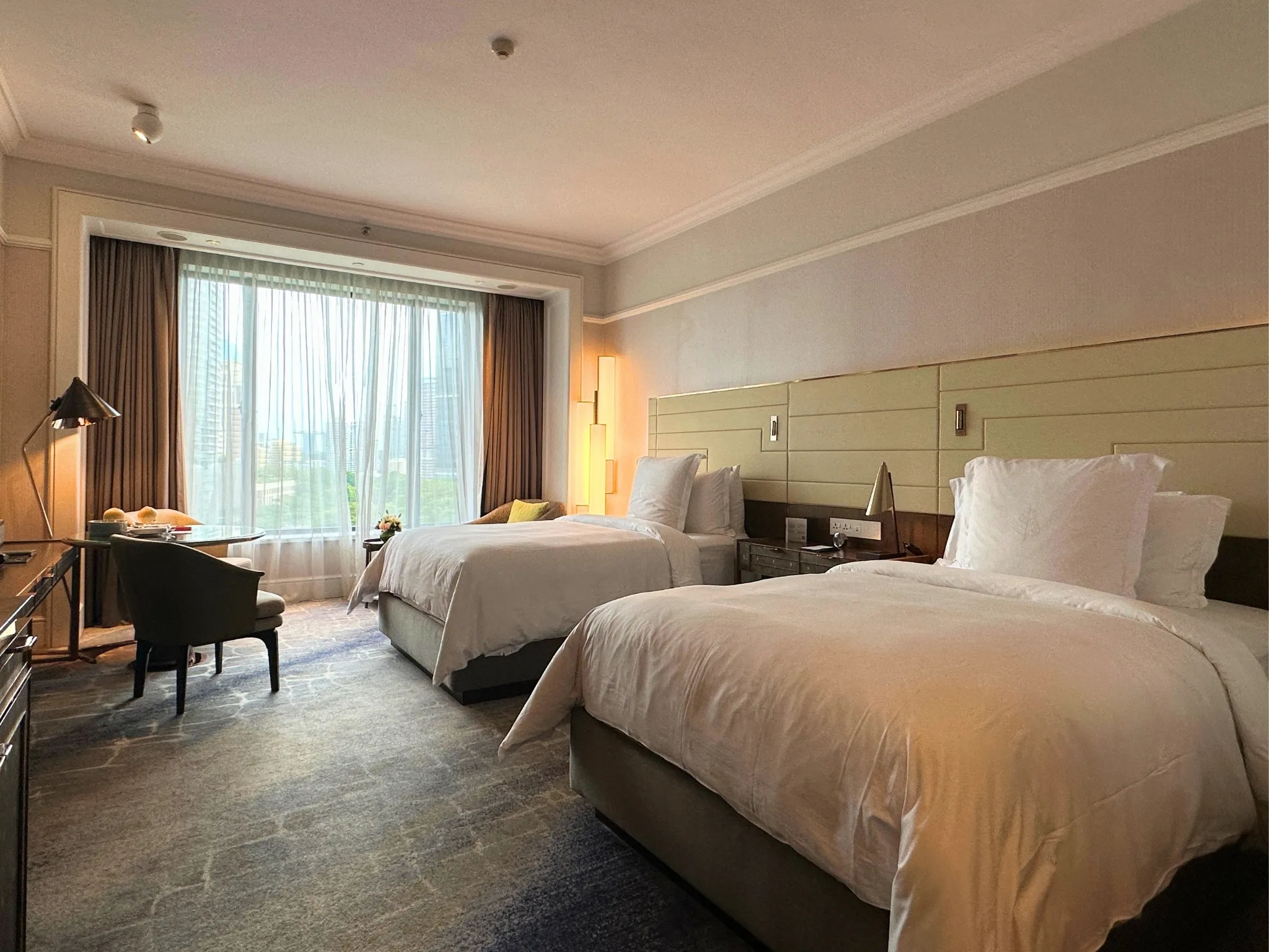 Four Seasons Hotel Singapore