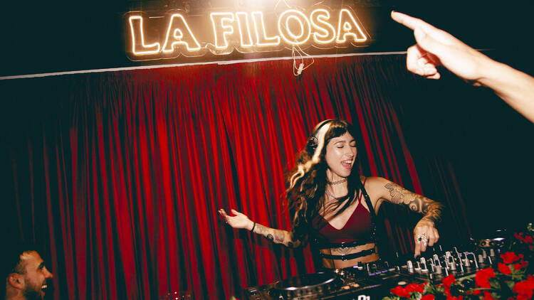 DJ Juli Garay I Time Out Market DJ Juli Garay I Time Out Market