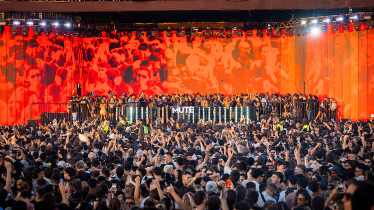 MUTE Celebrates 15 Summers MUTE Celebrates 15 Summers