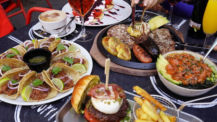 Cinco cocinas, un solo espíritu callejero