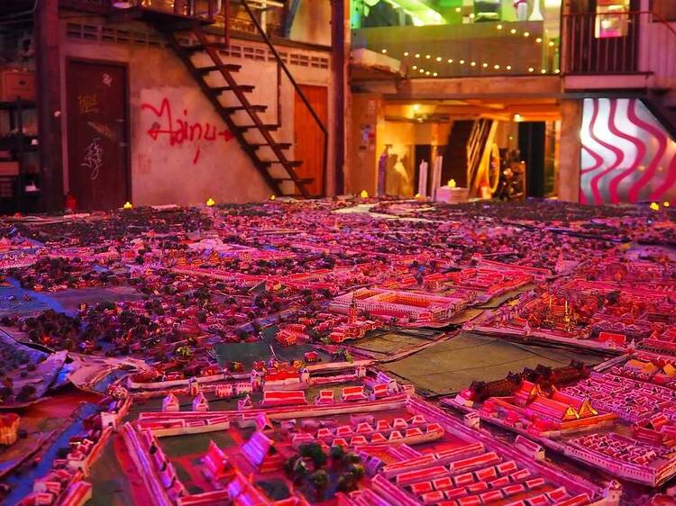 Trace Bangkok’s alleys and wooden shopfronts through Alexander Coke Smith’s miniature historic city models