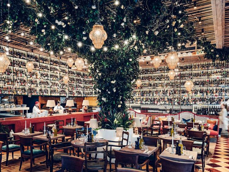 Un dels restaurants italians més espectaculars del món és a punt d'obrir al centre de Barcelona (i tindrá 40.000 ampolles arrenglerades!)