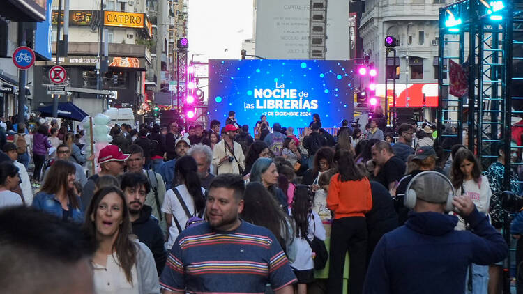 Llega La Noche de las Librerías 2025: más barrios, más calle y más espíritu lector