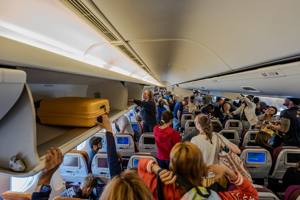 Badly Behaved Air Passengers Could Soon Be Fined Up To €20,000, Canada Reviews Badly Behaved Air Passengers Could Soon Be Fined Up To €20,000, Canada Reviews