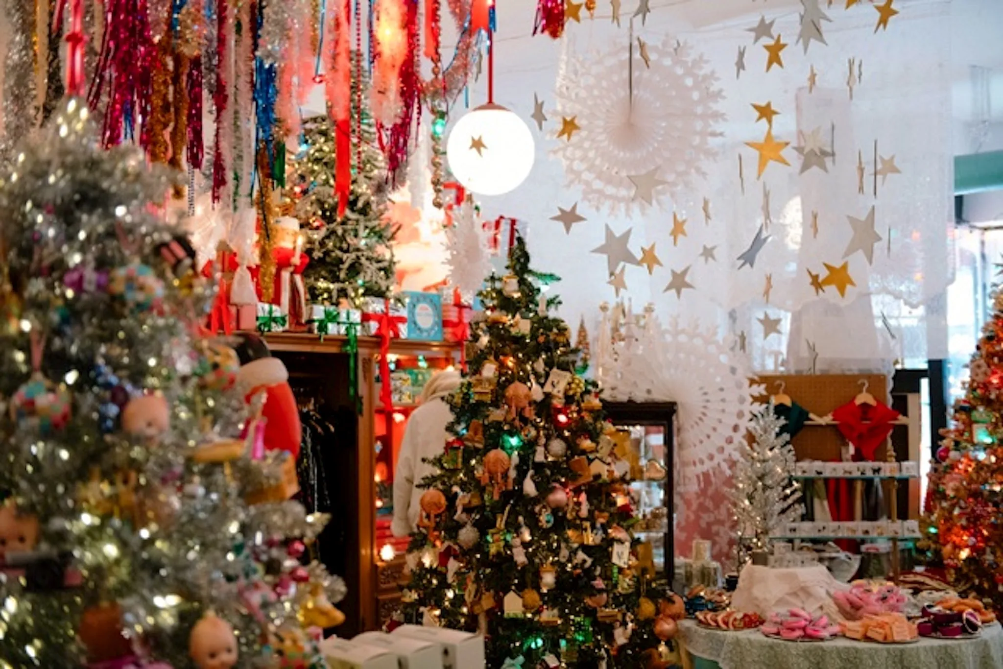 Tinseltown at Festive Collective.