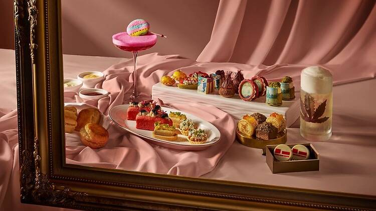 Impressionist art afternoon tea at Antidote Fairmont Singapore Impressionist art afternoon tea at Antidote Fairmont Singapore