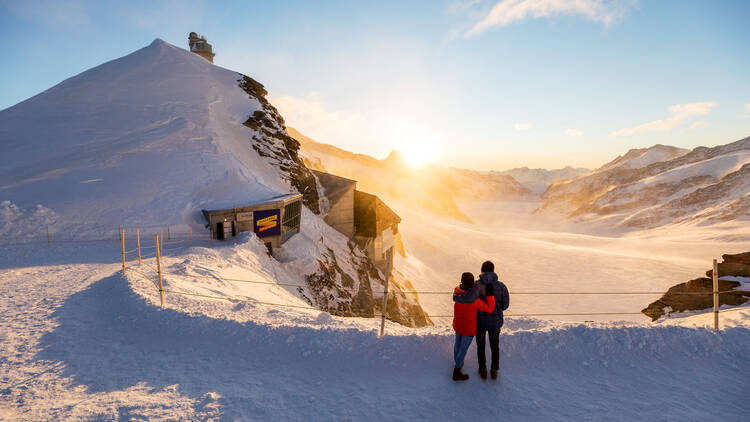 Stop to stare at the Plateau